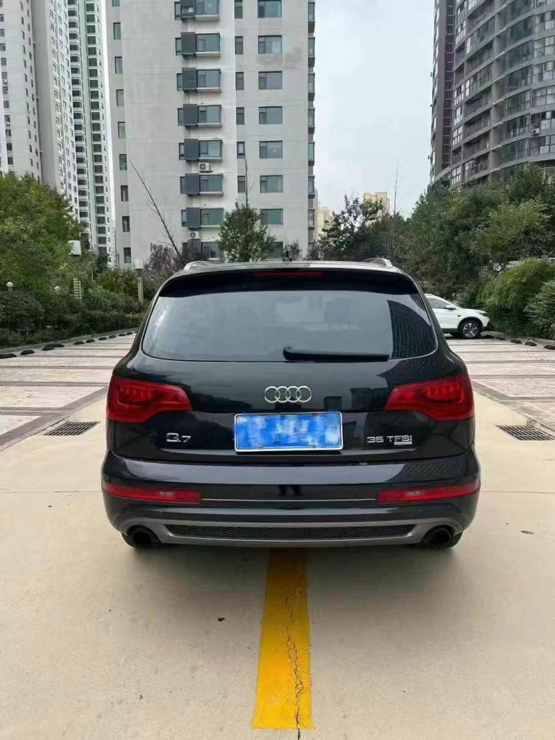 潍坊13年奥迪Q78