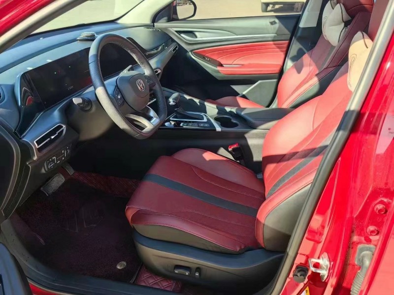 枣庄22年长安汽车逸动8