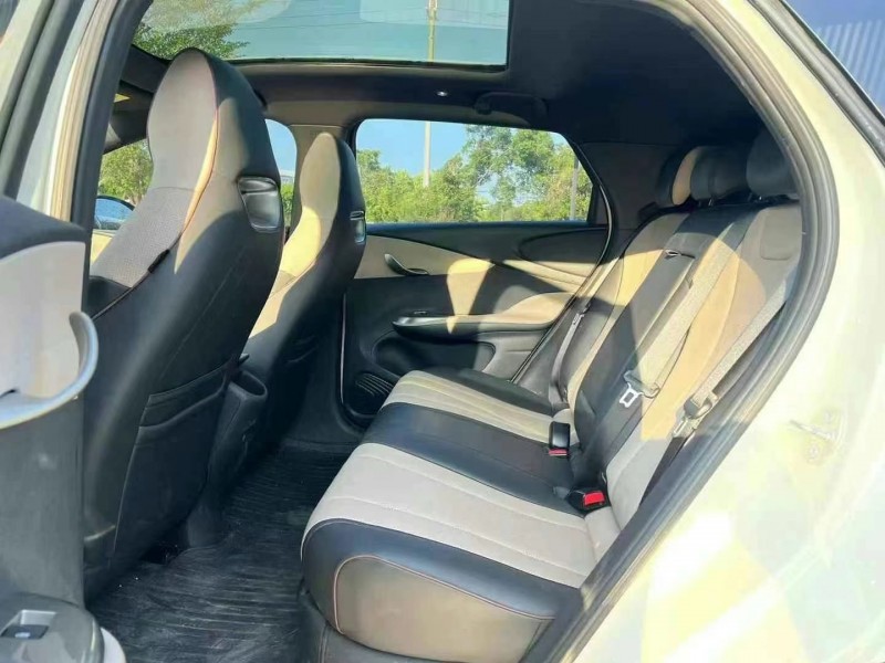 东莞23年比亚迪海豚7