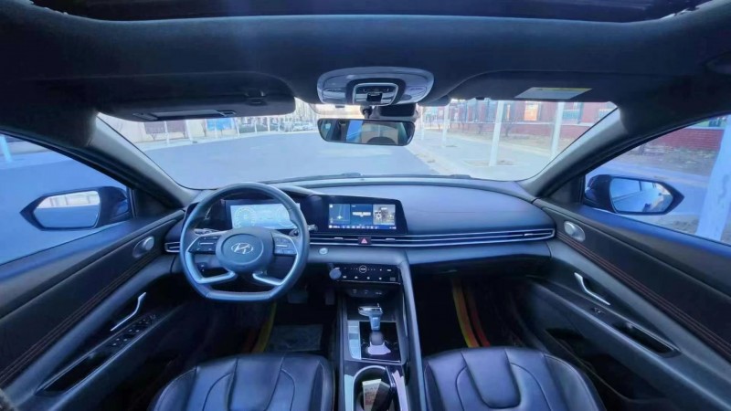 保定23年现代伊兰特4