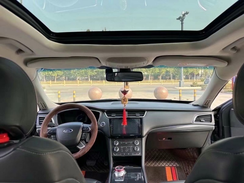 枣庄18年福特金牛座6