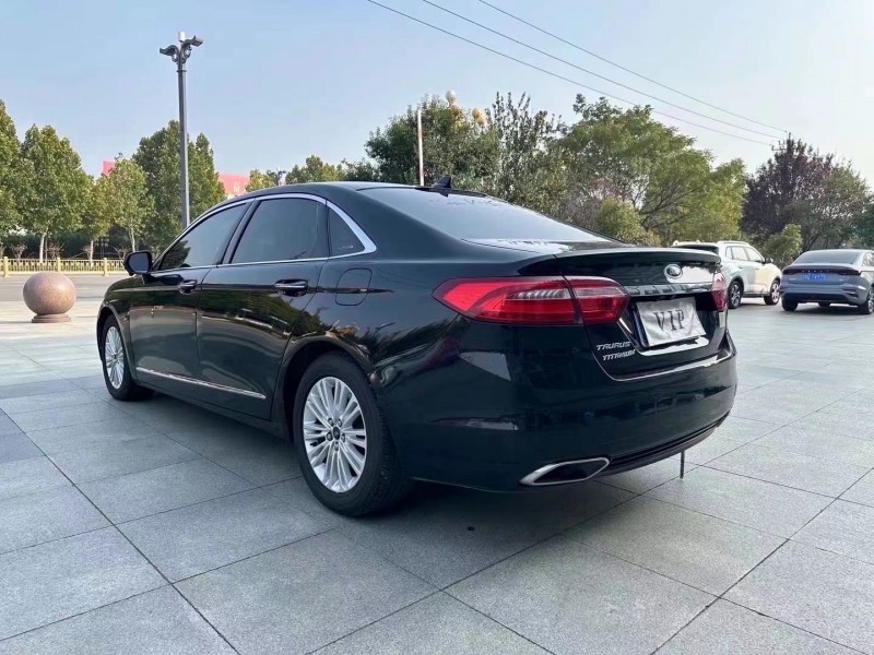 枣庄18年福特金牛座9