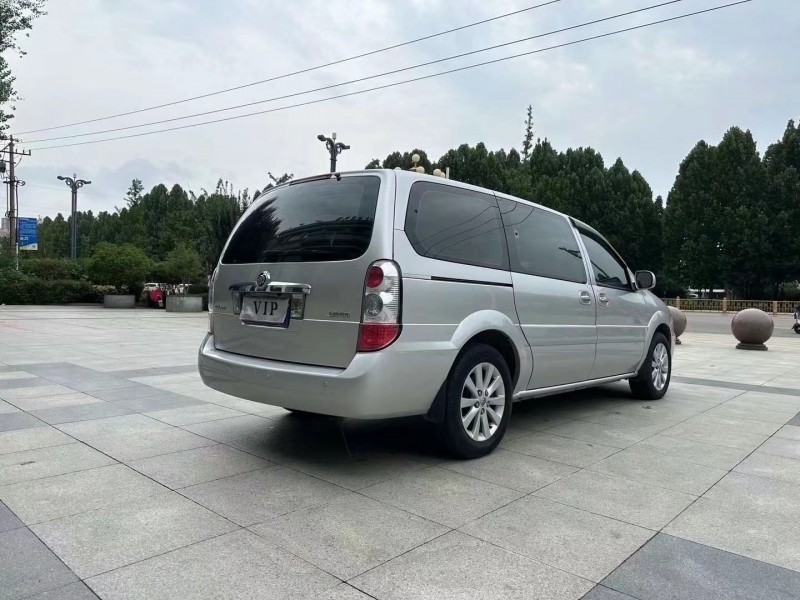 枣庄15年别克GL88