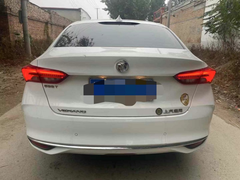 保定22年别克威朗2