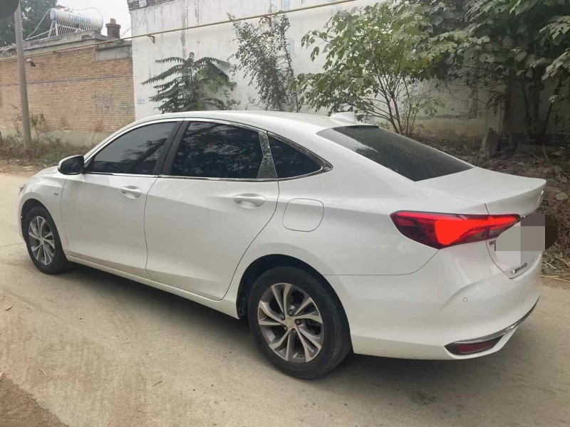 保定22年别克威朗3