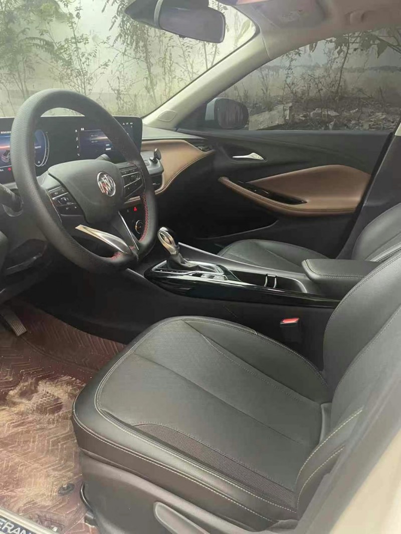 保定22年别克威朗9