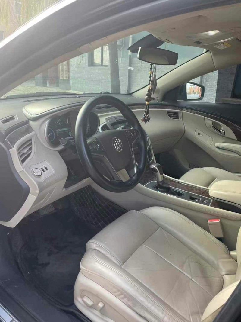 保定14年别克君越7