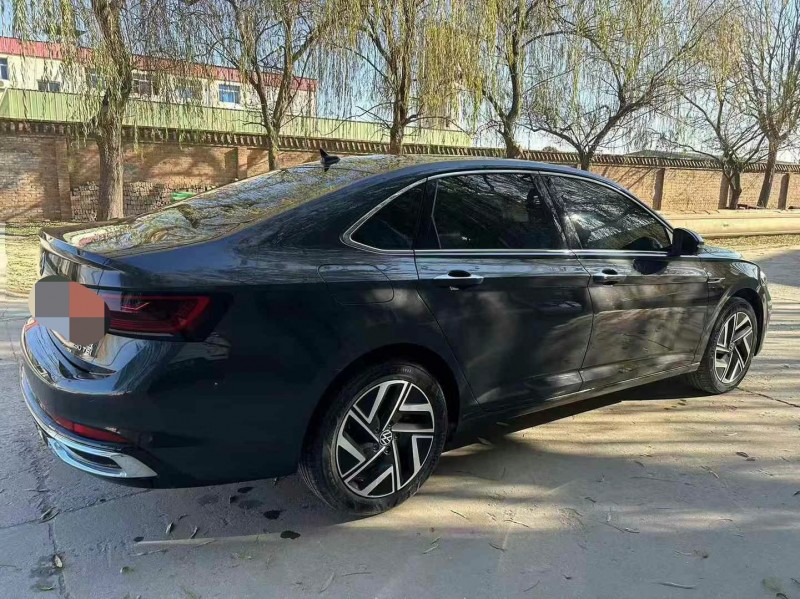 保定22年大众速腾4