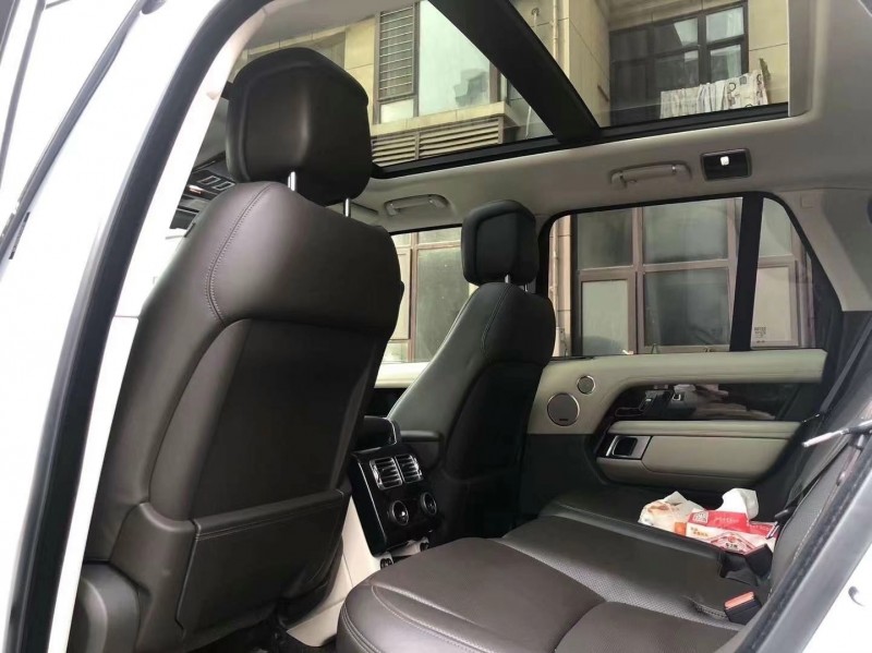 青岛19年路虎揽胜行政5