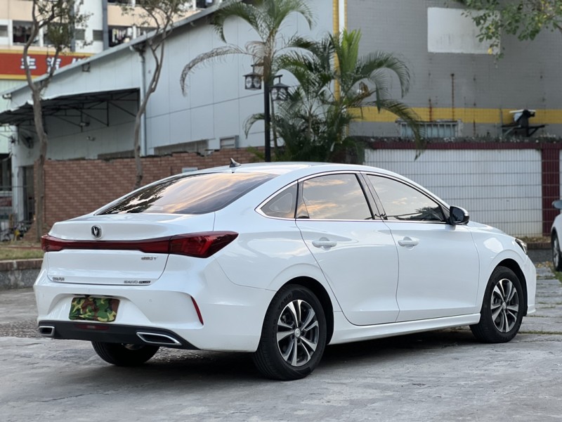 东莞23年长安汽车逸动8