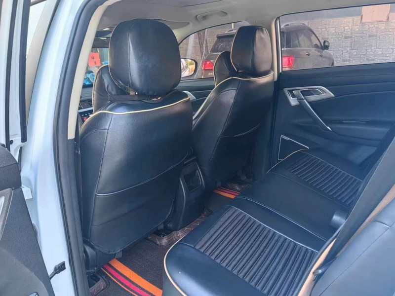 保定21年吉利博越8