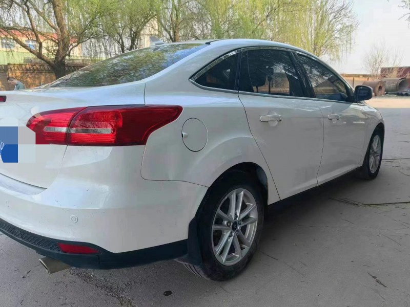 保定17年福特福克斯4