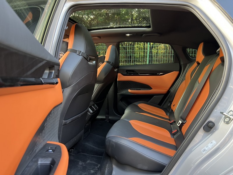 东莞23年长安汽车UNI-V5