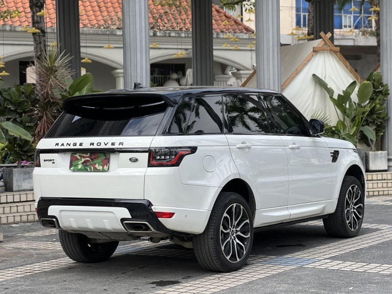 东莞22年路虎揽胜运动8