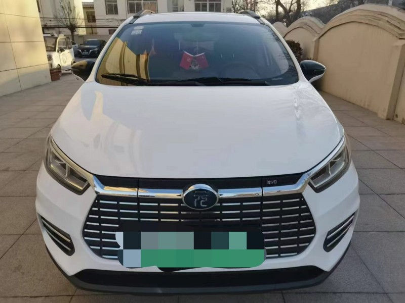 保定18年比亚迪元1