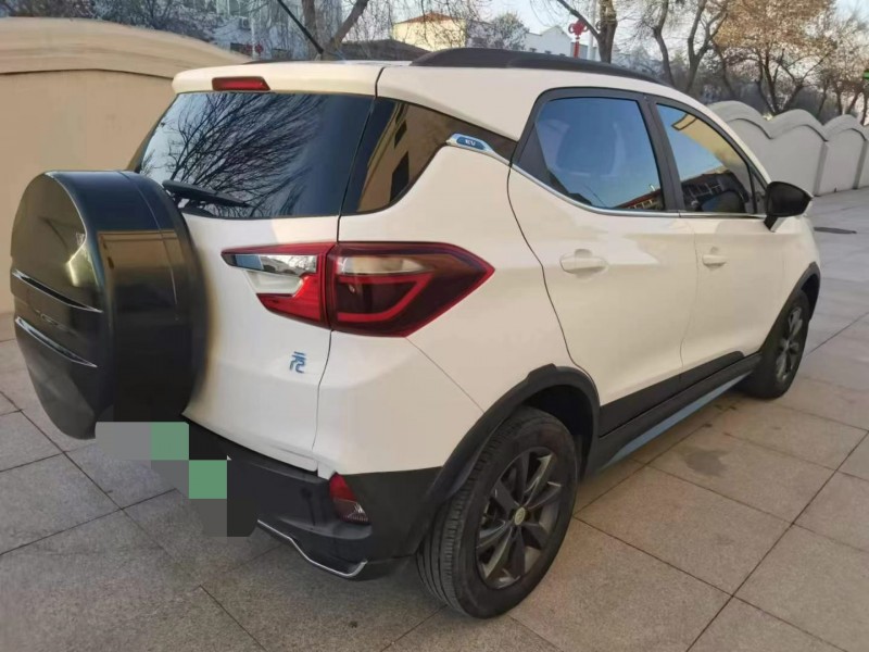 保定18年比亚迪元6