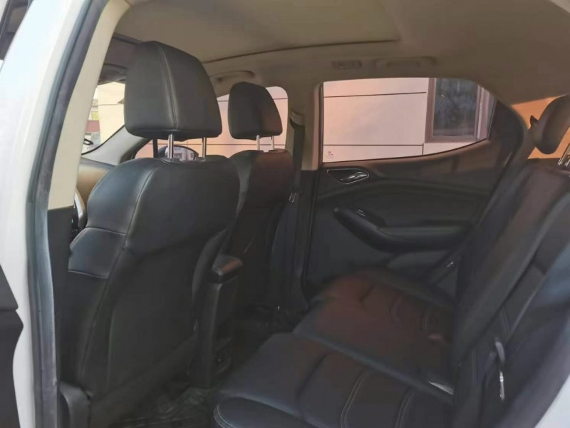 保定18年比亚迪元8