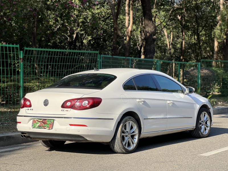 东莞12年大众CC8