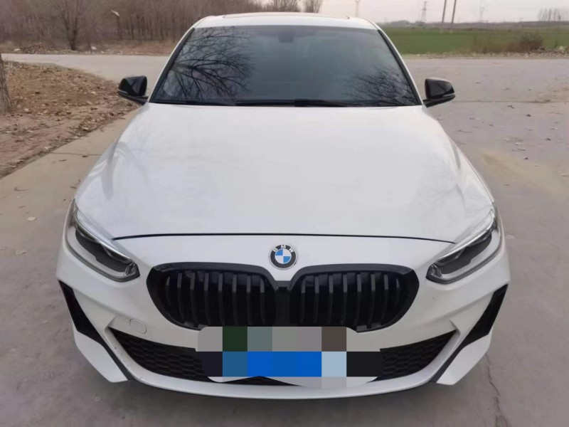 保定22年宝马1系1