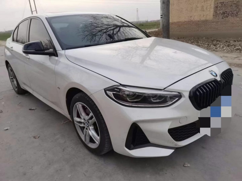 保定22年宝马1系3