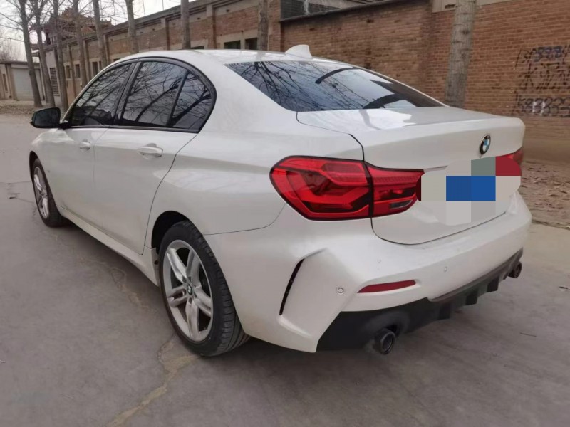 保定22年宝马1系4