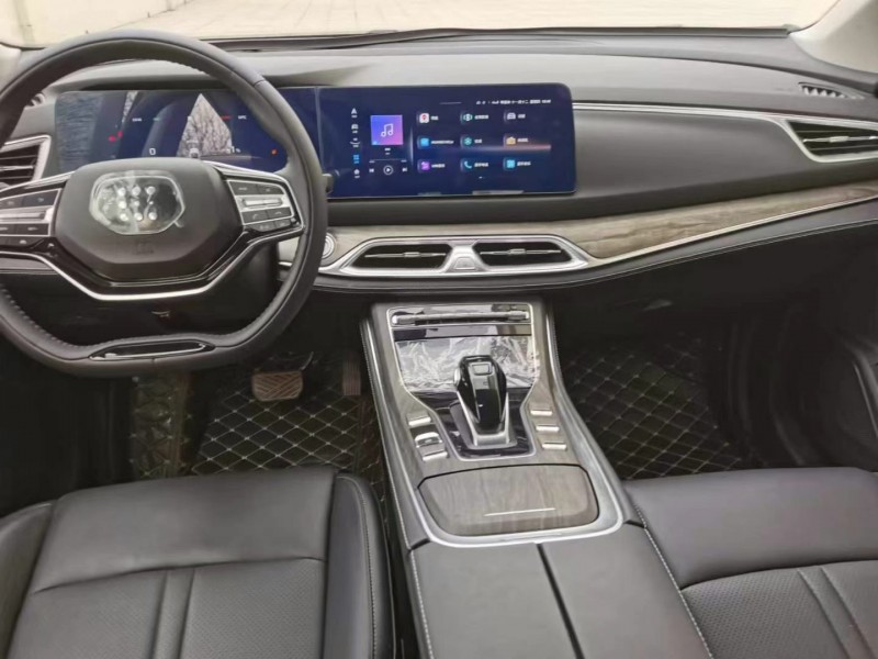 保定24年东风蓝电E57