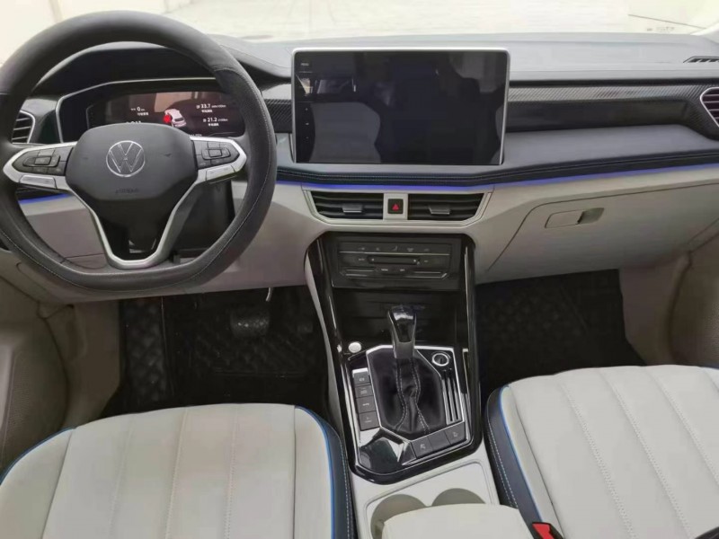 保定24年大众探岳8