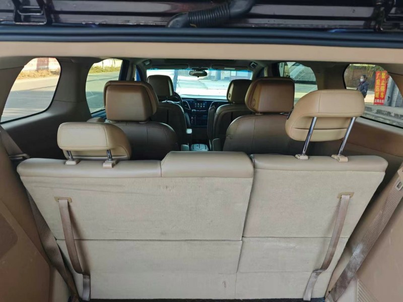 保定18年别克GL86