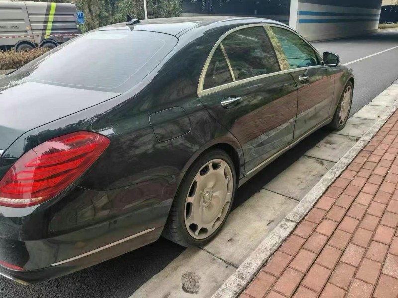 广州15年奔驰S8