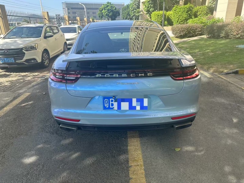 广州19年保时捷帕拉梅拉9