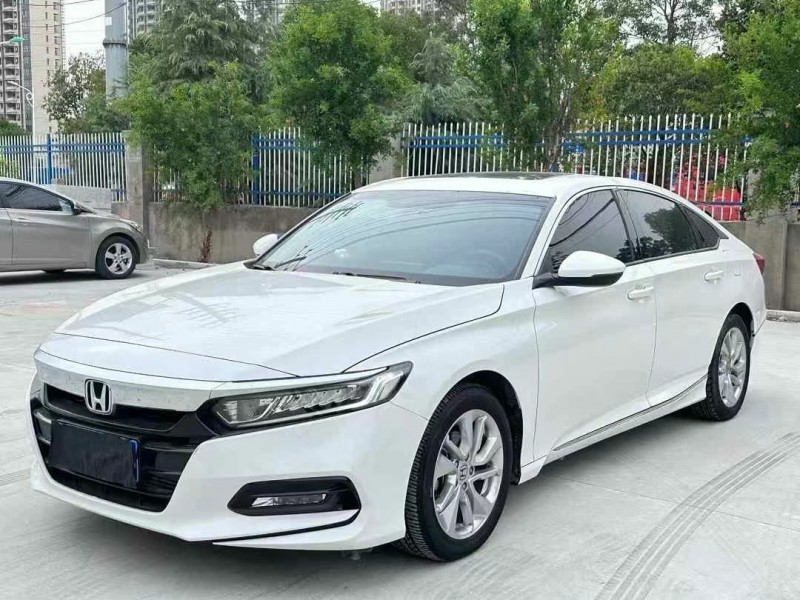 徐州21年本田雅阁3