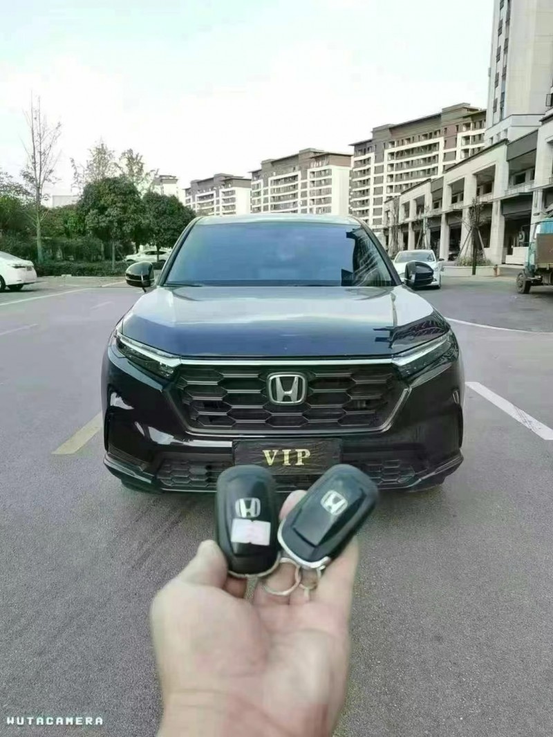 济宁22年本田CRV1