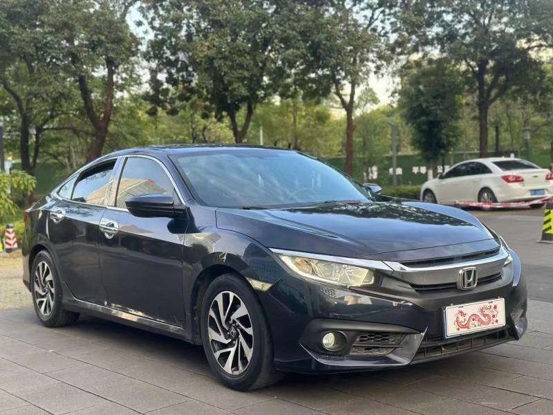 佛山17年本田思域2