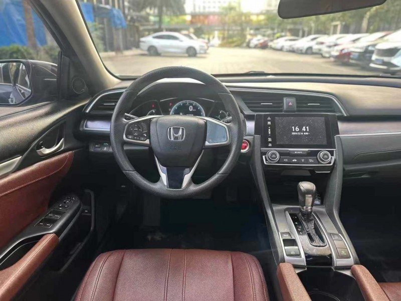 佛山17年本田思域6