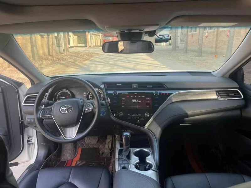 保定21年丰田凯美瑞7