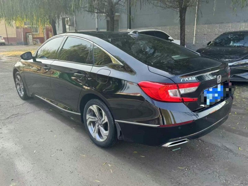 保定19年本田雅阁4