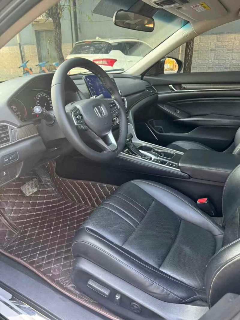 保定19年本田雅阁5