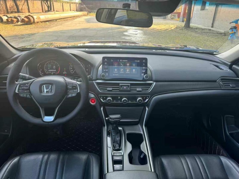 保定19年本田雅阁6