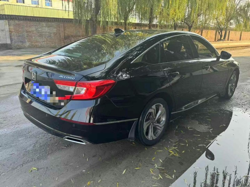 保定19年本田雅阁8