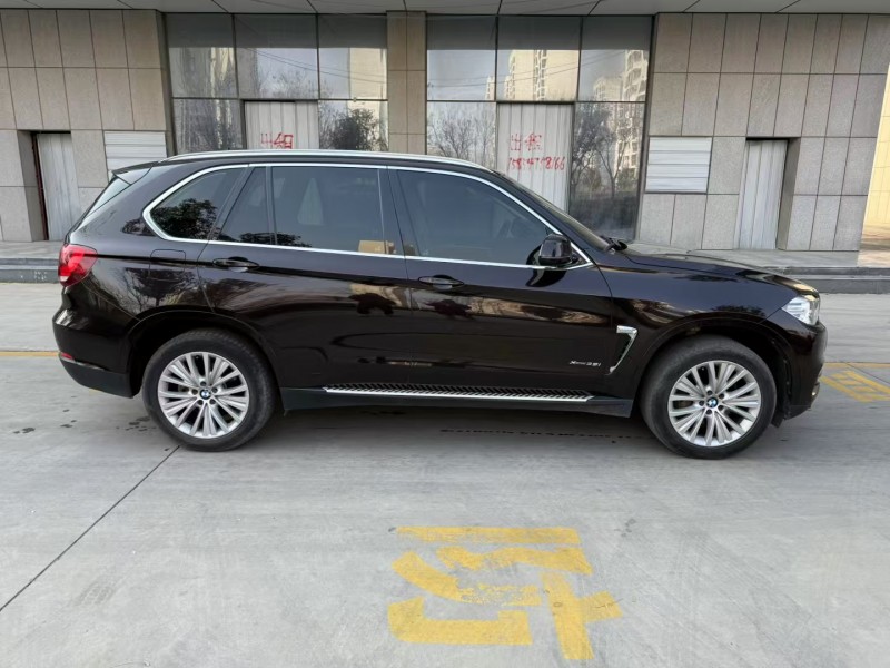 济宁17年宝马X58