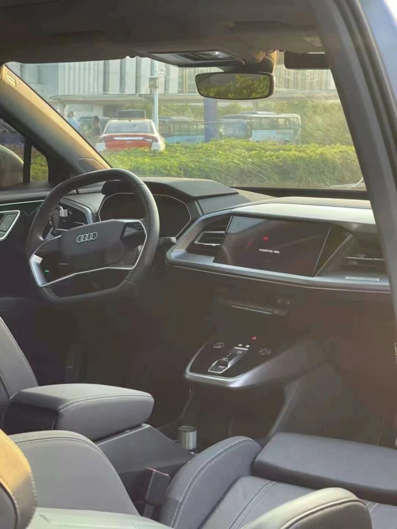 佛山23年奥迪Q44