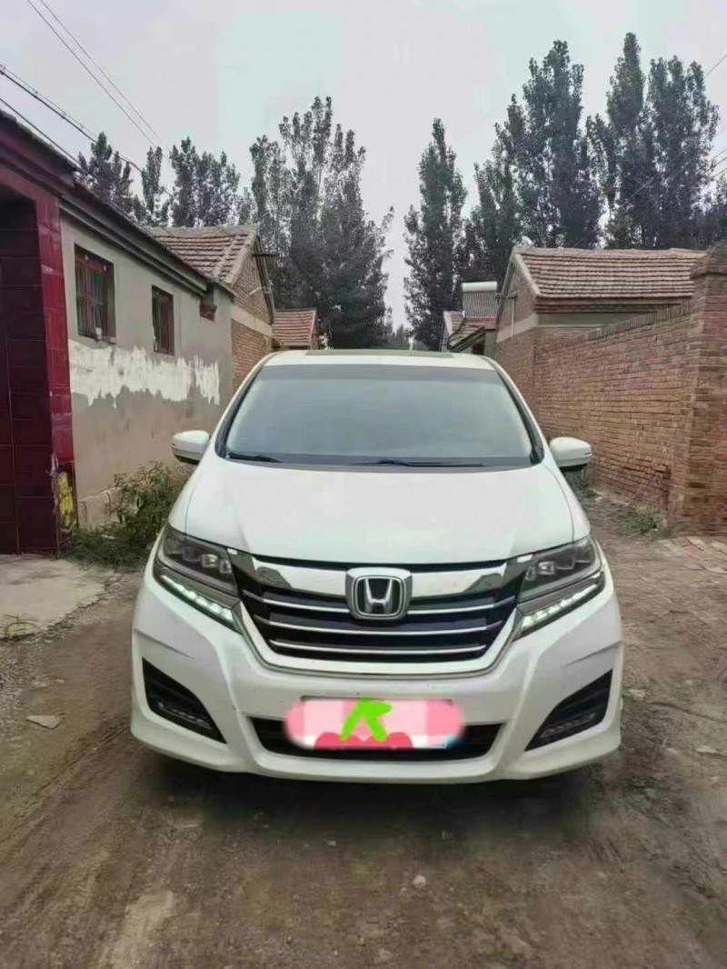 济宁16年本田艾力绅1