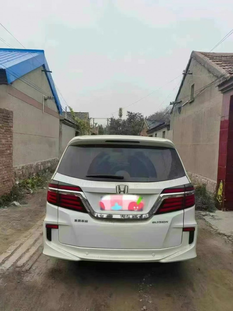 济宁16年本田艾力绅2