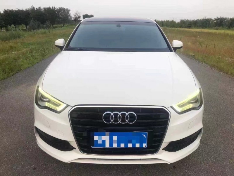 济宁14年奥迪A31