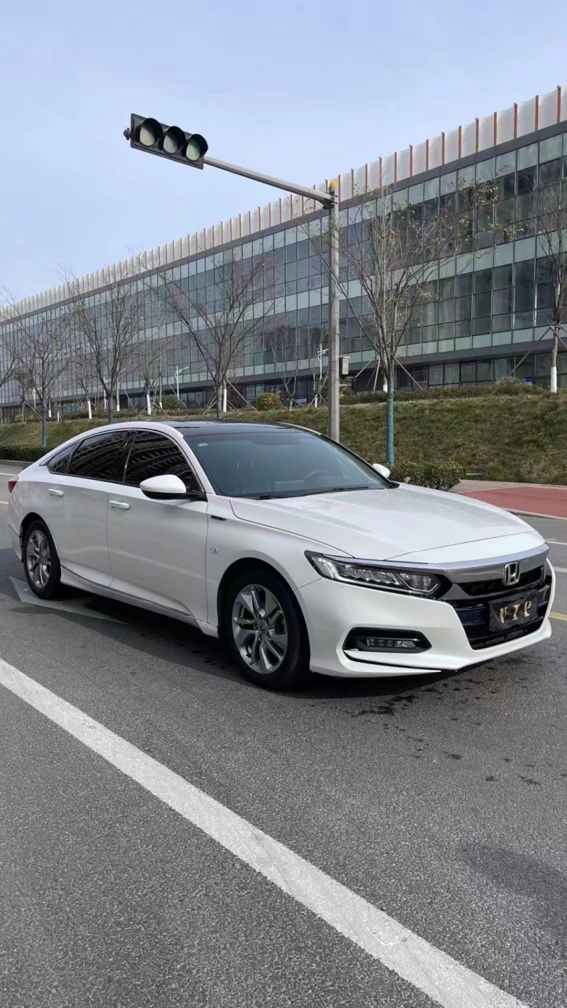 潍坊19年本田雅阁2