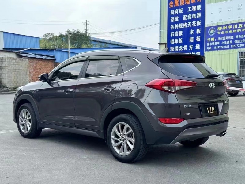 邵阳17年现代途胜6