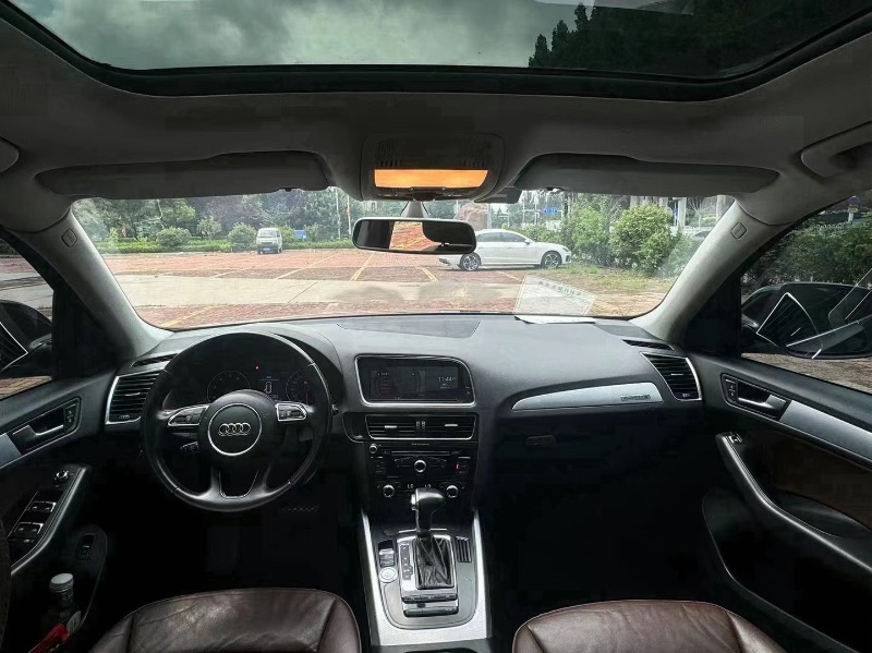 青岛14年奥迪Q55