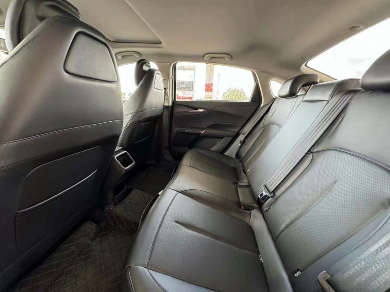 保定23年长安汽车逸达6