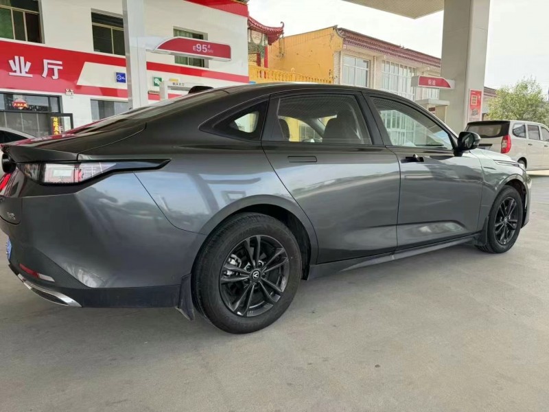 保定23年长安汽车逸达7