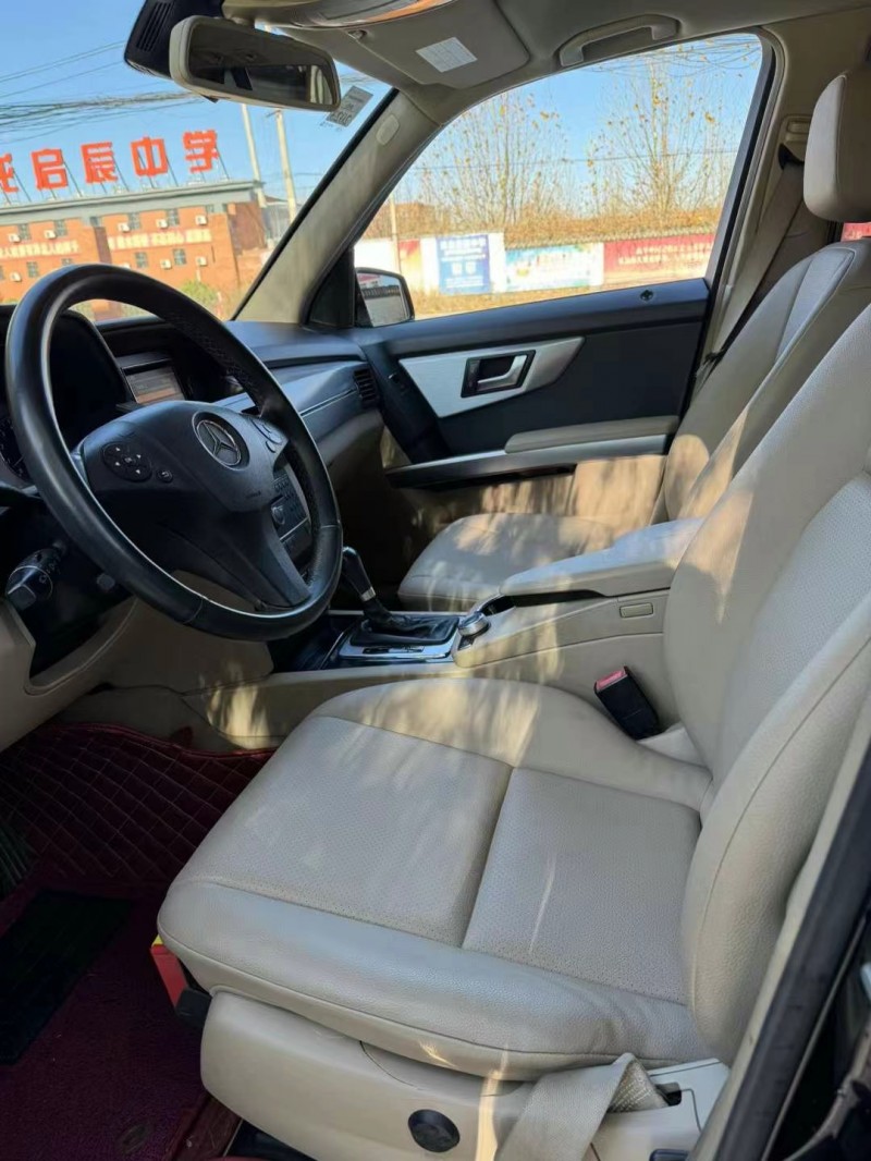 保定13年奔驰GLK9